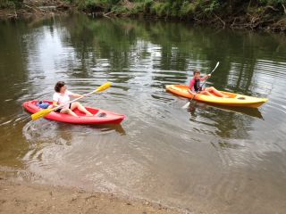 Kyaking in Platypus Pond